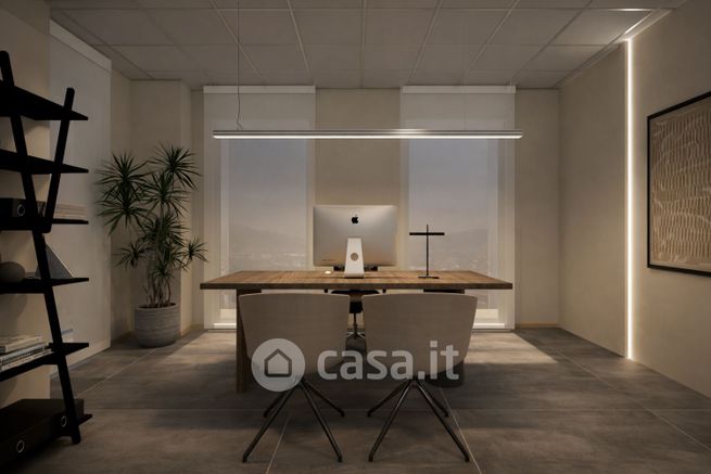 Ufficio in commerciale in Via Gombe