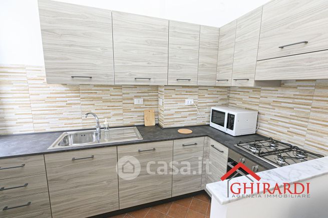 Appartamento in residenziale in Via Santa Maria della Costa 7