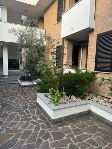 Appartamento in residenziale in Via delle Grigne 10