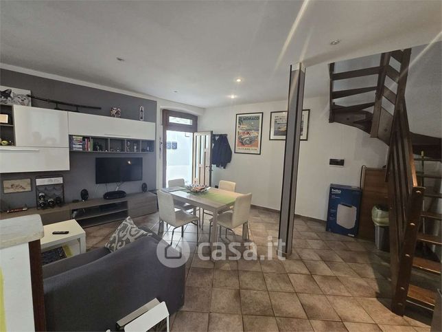 Appartamento in residenziale in Via Verbanella