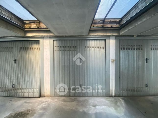 Garage/posto auto in residenziale in Via Giorgio Pallavicino 36