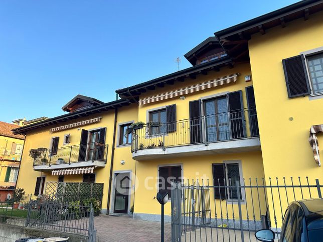 Appartamento in residenziale in Via Istituto Oneto 3