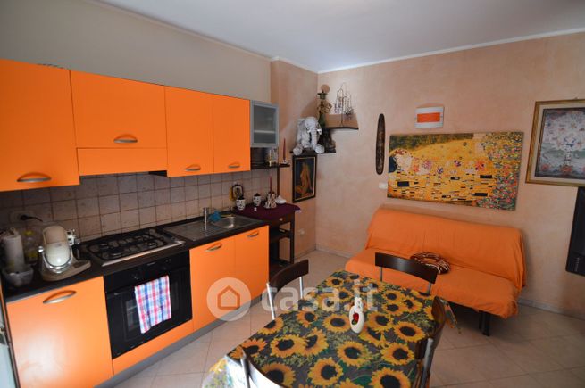 Appartamento in residenziale in Via della Pineta