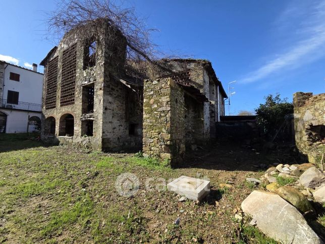 Rustico/casale in residenziale in 