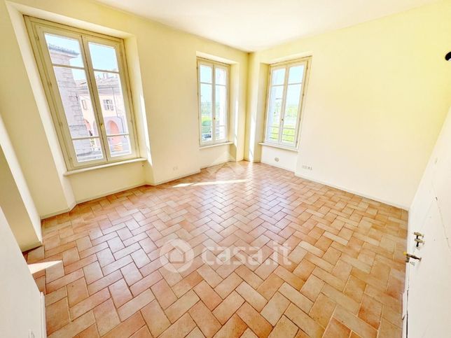 Appartamento in residenziale in Via Aurelio Saffi 4