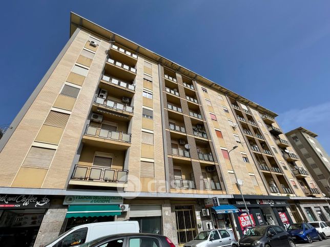 Appartamento in residenziale in Via F. Turati 25