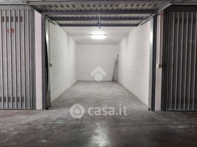 Garage/posto auto in residenziale in Via Nazionale