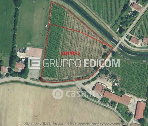 Terreno agricolo in commerciale in Via Pezza Alta