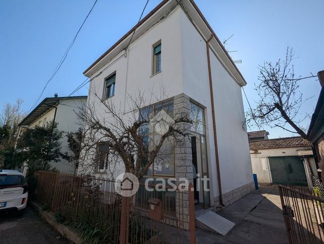 Casa indipendente in residenziale in Via Romea Vecchia 68