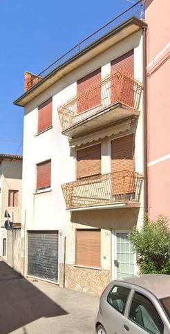 Casa indipendente in residenziale in Via Monte di Pietà 4