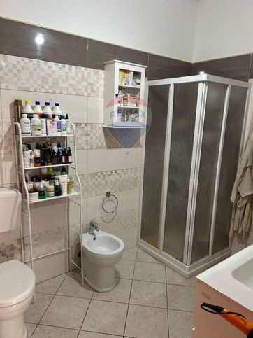 Appartamento in residenziale in Via Livorno 254