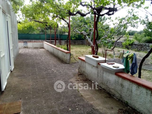 Villa in residenziale in Via Lanzo zona G 76