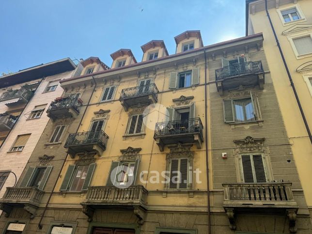 Box/posto auto in residenziale in Via Bernardino Drovetti 33