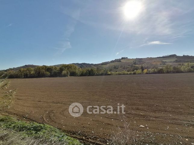 Terreno edificabile in residenziale in Viale Emidio Cellini