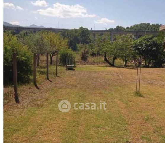 Terreno agricolo in commerciale in Via San Ippolito