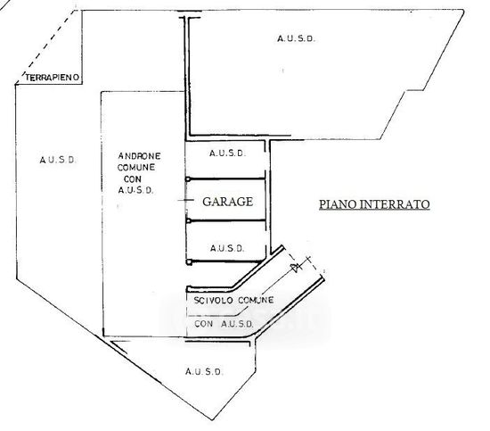 Garage/posto auto in residenziale in 