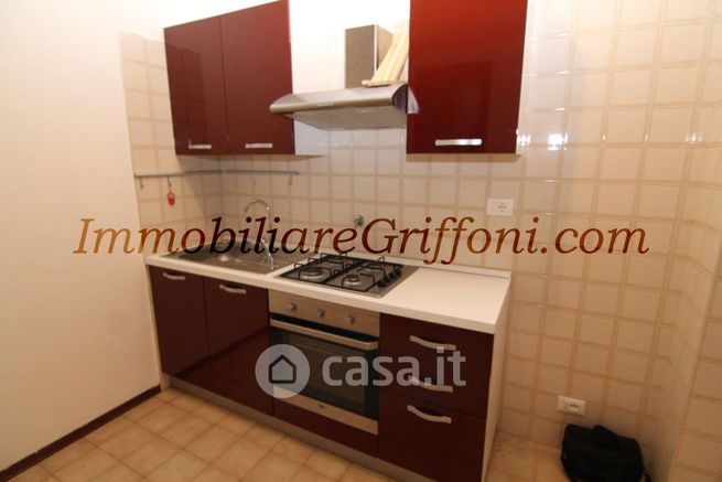 Appartamento in residenziale in Via Emilia Levante 52