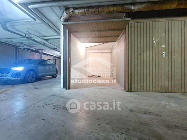 Box/posto auto in residenziale in 