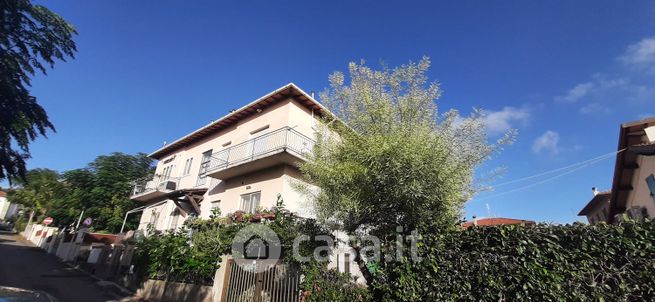 Appartamento in residenziale in Via G.D. Romagnosi 12