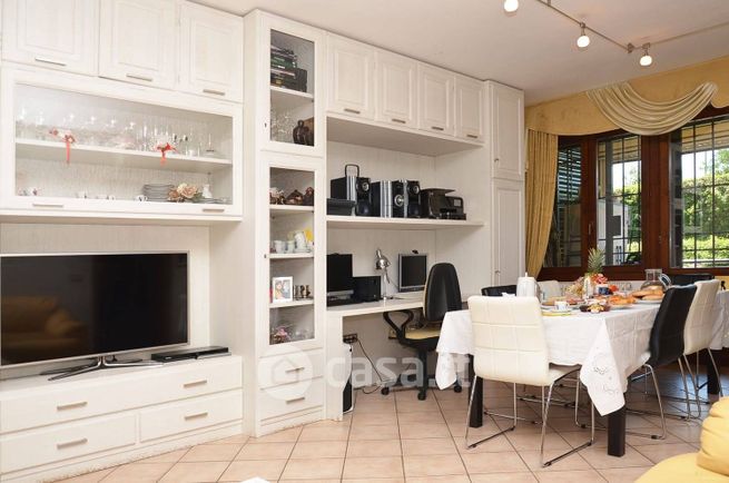 Appartamento in residenziale in Via Giuseppe Rivani 71