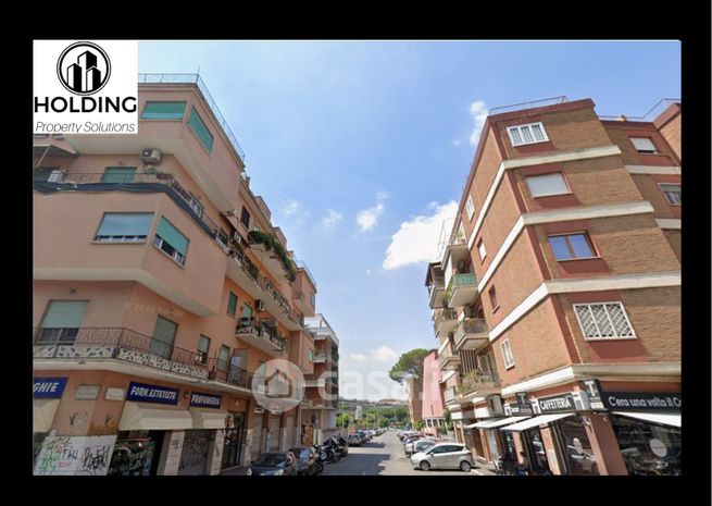 Box/posto auto in residenziale in Via Allumiere