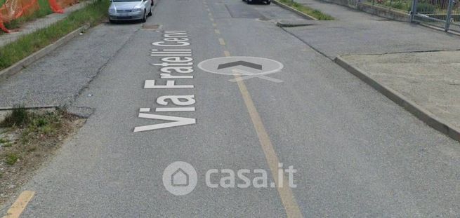 Box/posto auto in residenziale in Via Fratelli Cervi 14