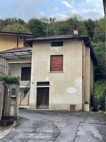 Casa indipendente in residenziale in Via Guglielmo Marconi