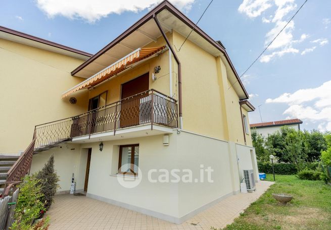 Appartamento in residenziale in Via F.lli Bandiera