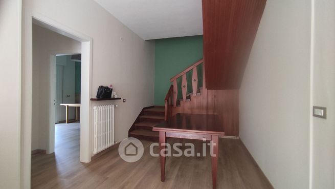 Appartamento in residenziale in Viale Dante 266