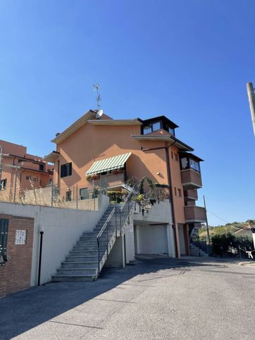 Garage/posto auto in residenziale in Via Cornacchiara