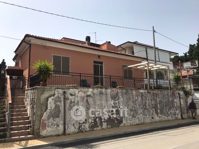 Casa indipendente in residenziale in Strada PROVINCIALE 114