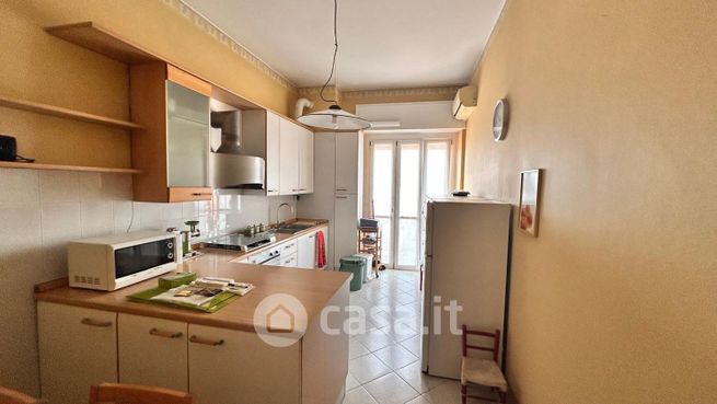 Appartamento in residenziale in Via Q. Sella 9