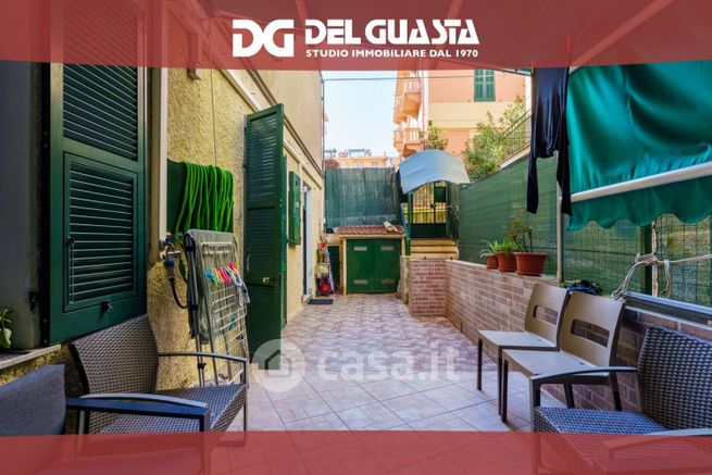 Appartamento in residenziale in Via Vincenzo Monti 5