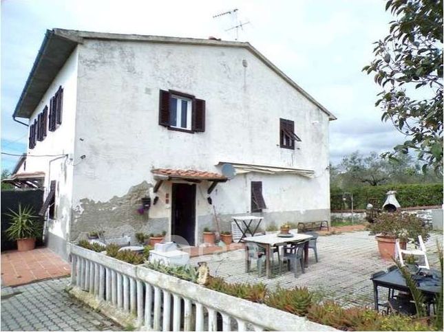 Appartamento in residenziale in Via della Prugnoliccia 136