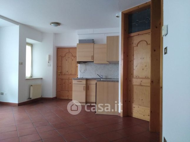 Appartamento in residenziale in Via Haller