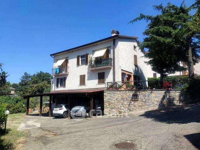 Casa bi/trifamiliare in residenziale in Strada Comunale di Fossatello