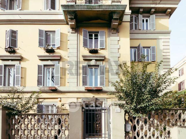 Appartamento in residenziale in Viale delle Medaglie d'Oro 189