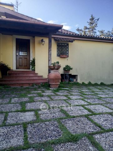 Villa in residenziale in Via dei Canneti di Castelluccia