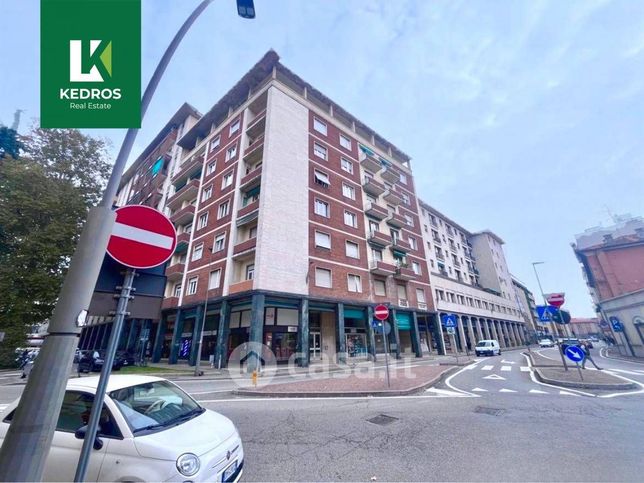 Ufficio in commerciale in Via XX Settembre 16