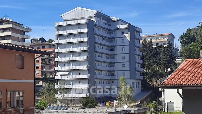 Appartamento in residenziale in Via A. Finocchi 28