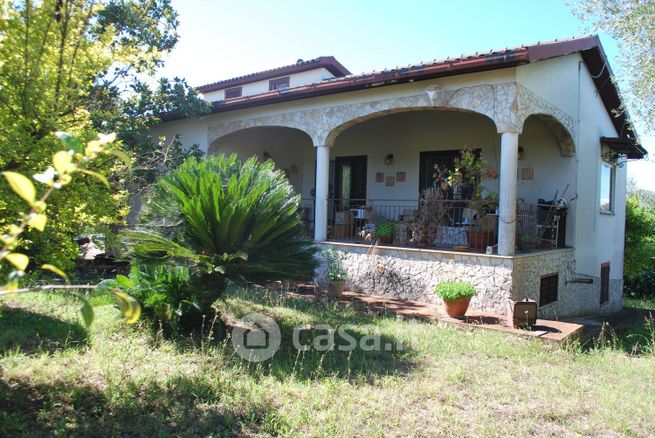 Casa indipendente in residenziale in Località Stallone