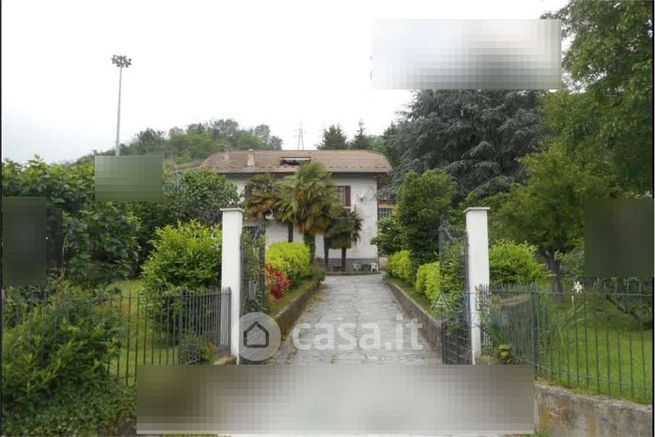Terreno agricolo in commerciale in Via San Luigi 86