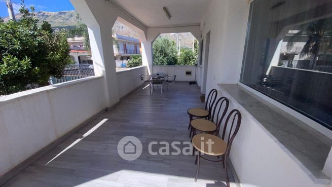 Appartamento in residenziale in Via Capri