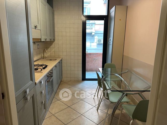 Appartamento in residenziale in Viale Emilio Caldara 26