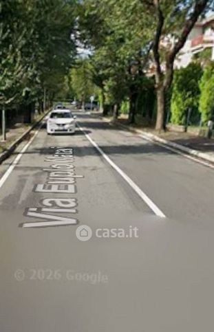 Box/posto auto in residenziale in Via Euplo Natali