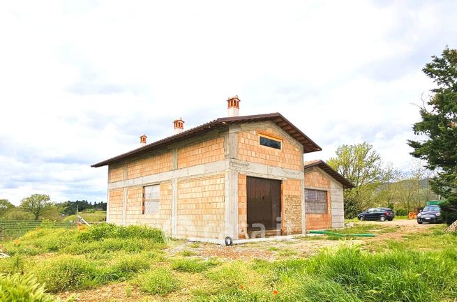 Villa in residenziale in Via Setteponti