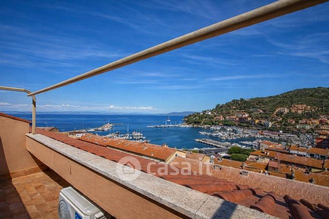Appartamento in residenziale in Via Panoramica