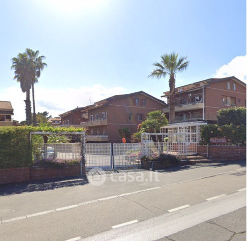 Appartamento in residenziale in Via Barriera del Bosco 4
