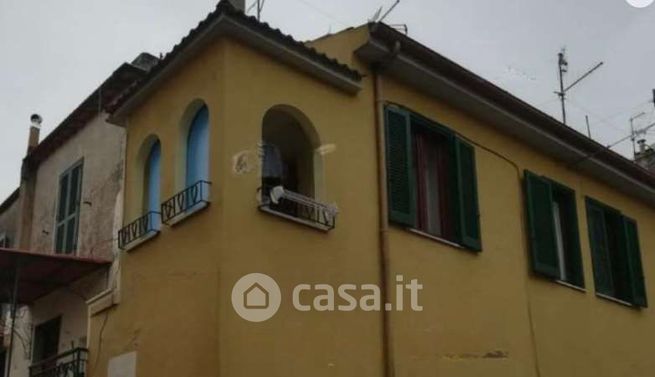 Appartamento in residenziale in Via Laziale