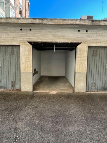 Garage/posto auto in residenziale in Corso Siracusa